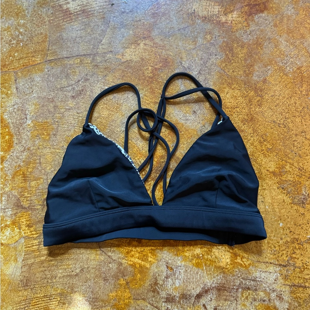 Acacia bikini top